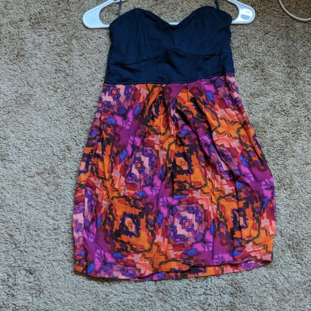 Hurley strapless dress w/ pockets